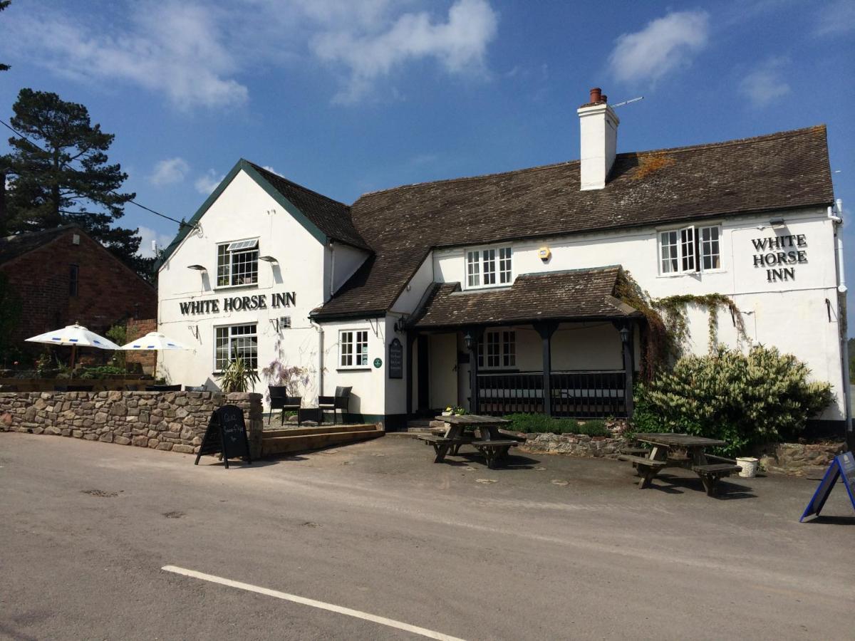 White Horse Inn Pulverbatch Church Pulverbatch Esterno foto